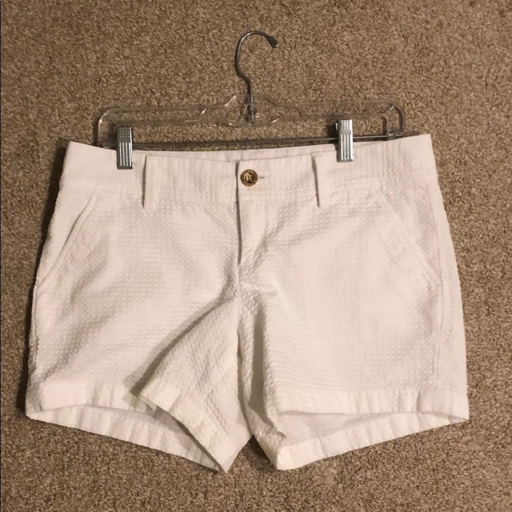 GUC size 8 white Lilly Pulitzer Callahan shorts